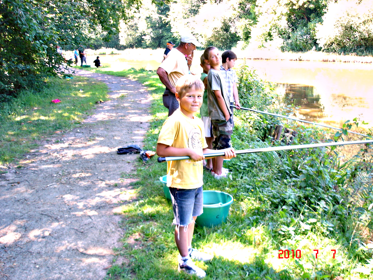 Cours de Pêche à l'Etang Communal de Cardroc