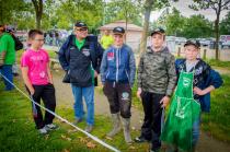 Jeunes de L'Ecole de Pêche avec un Moniteur