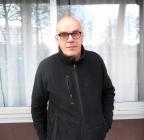 M LESCUYER